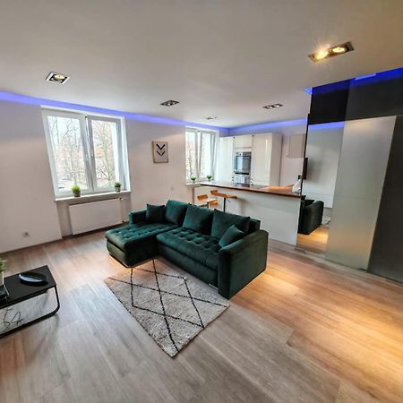 Nowoczesny Apartament III Al. Nmp تشينستوخوفا المظهر الخارجي الصورة